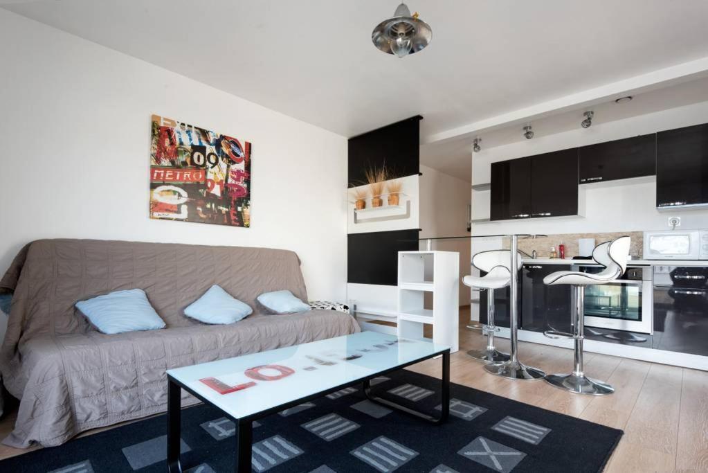 Saint-Vivien  Maison *** Avec Cour 3Km Plage Et La Rochelle מראה חיצוני תמונה